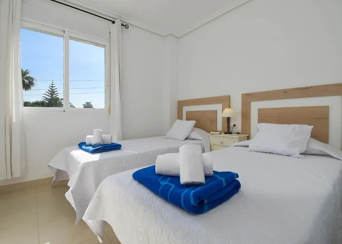 Elia By Aguilarent *